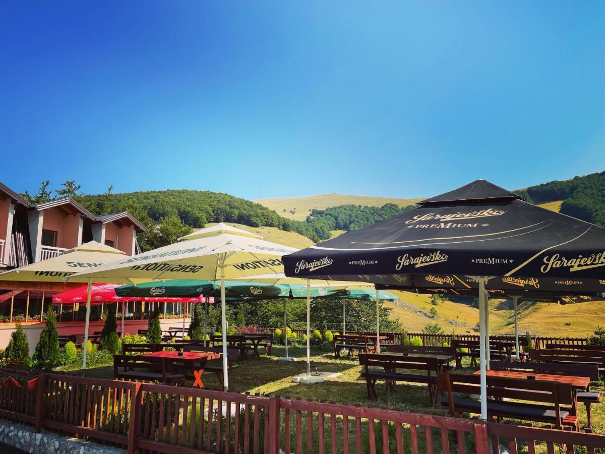 Honey Valley Bjelasnica Acomodação com café da manhã Exterior foto