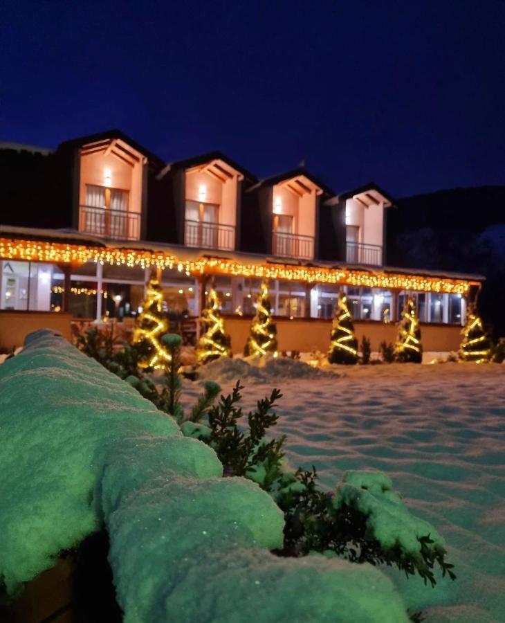 Honey Valley Bjelasnica Acomodação com café da manhã Exterior foto